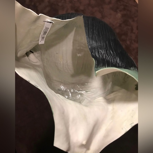 Universal Studios “Monsters” Adult Frankenstein Mask NWT - Picture 8 of 8